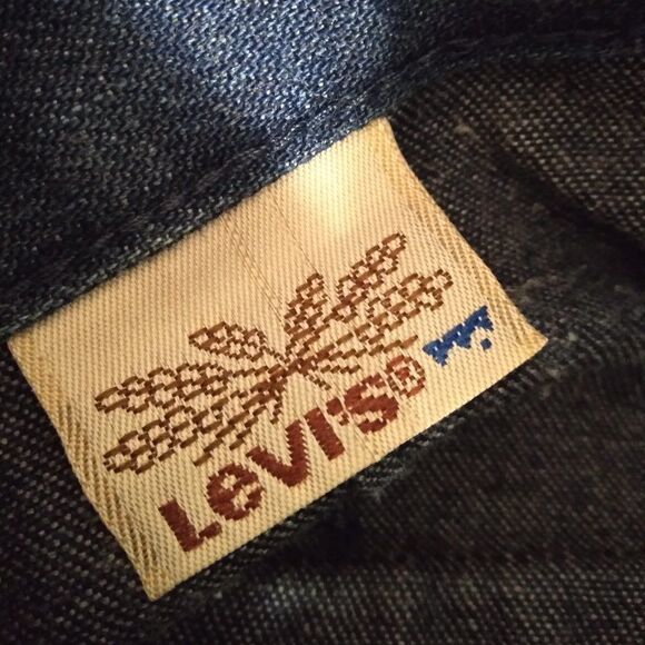 Vintage Levi's Blue Denim Flare High Waist Jeans - Picture 8 of 9